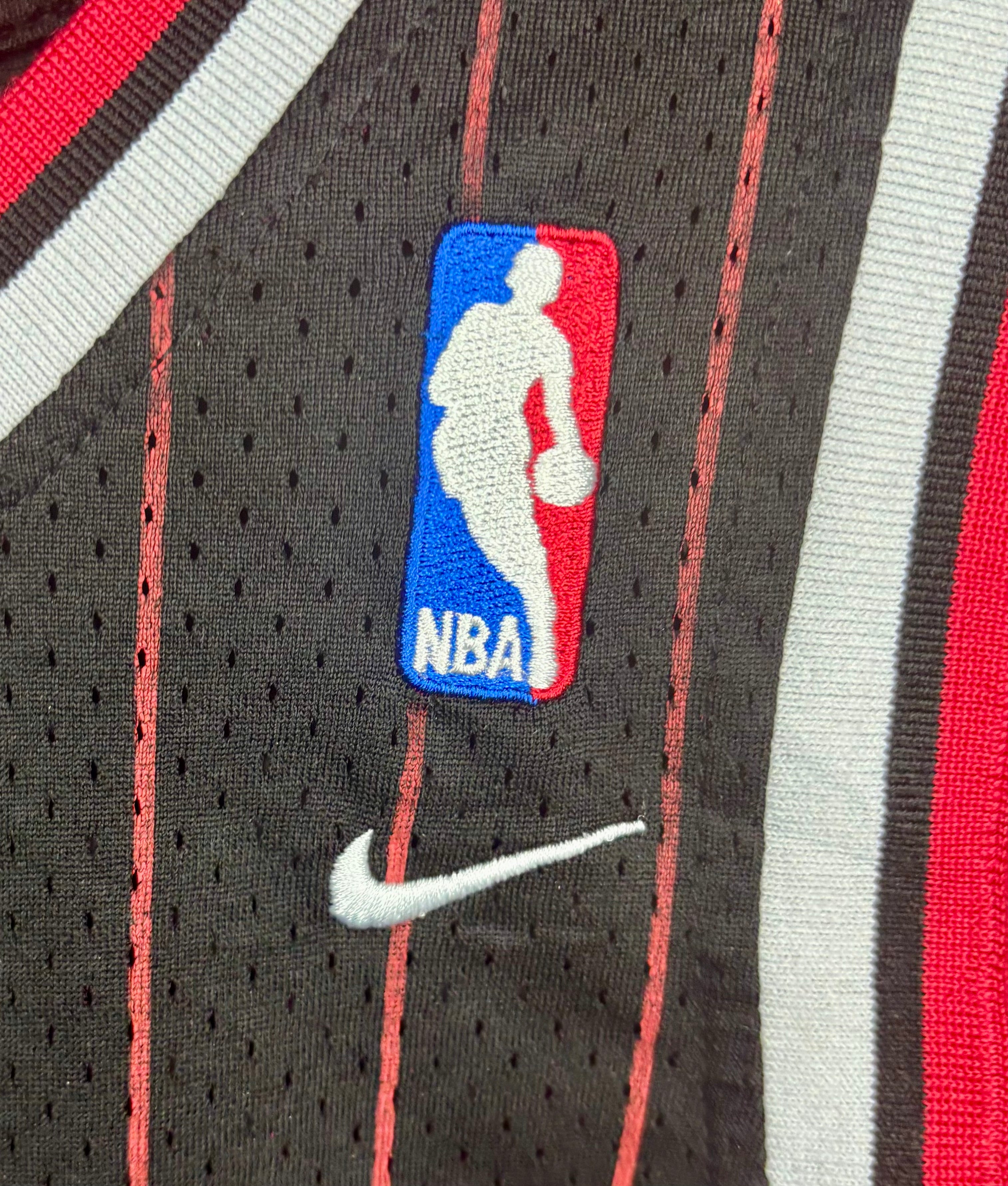Nike NBA Vintage Chicago Bulls Jersey #23 Michael Jordan Schwarz Größe L