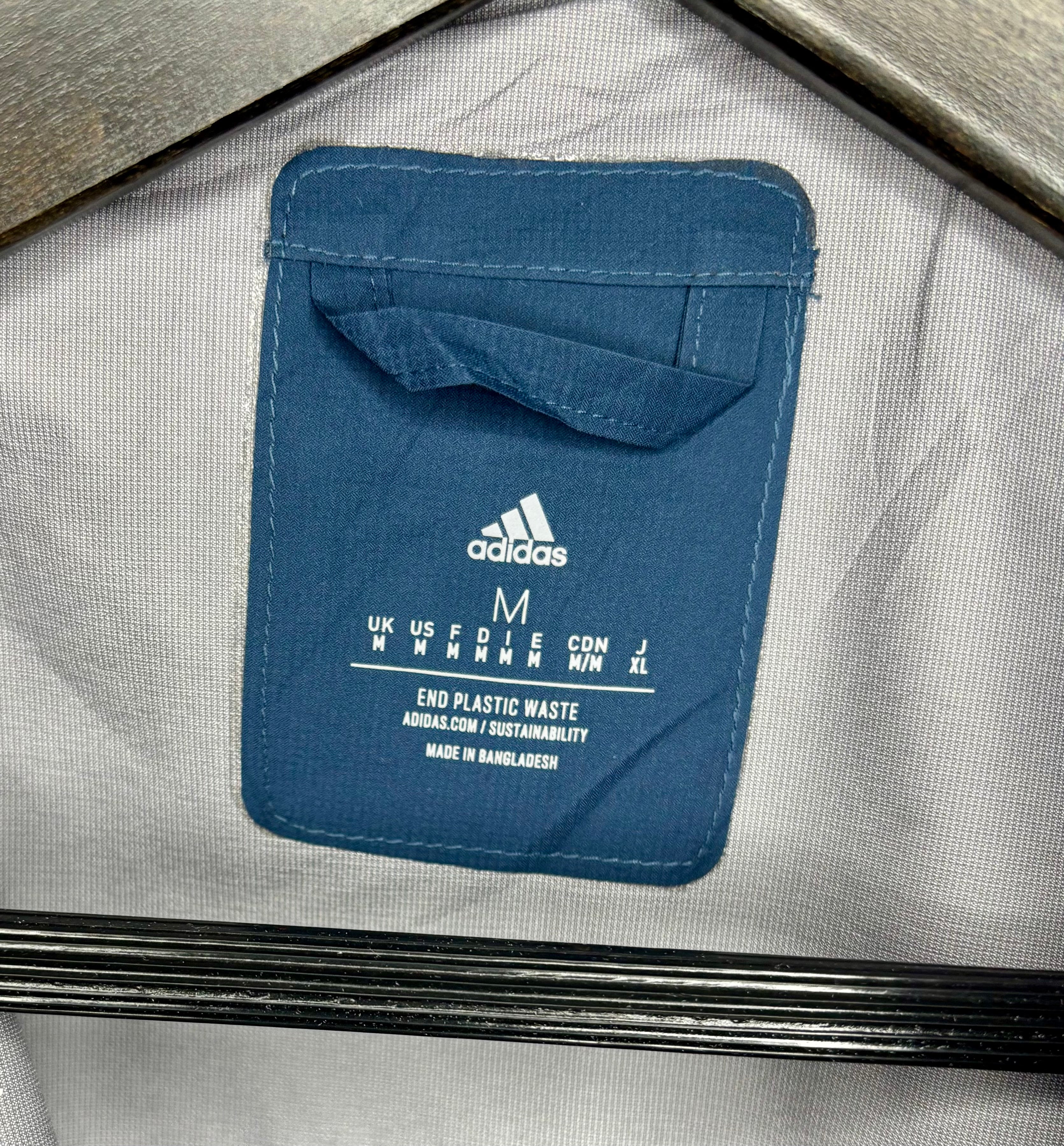 Adidas Trainingsjacke End Plastic Waste Blau Größe M