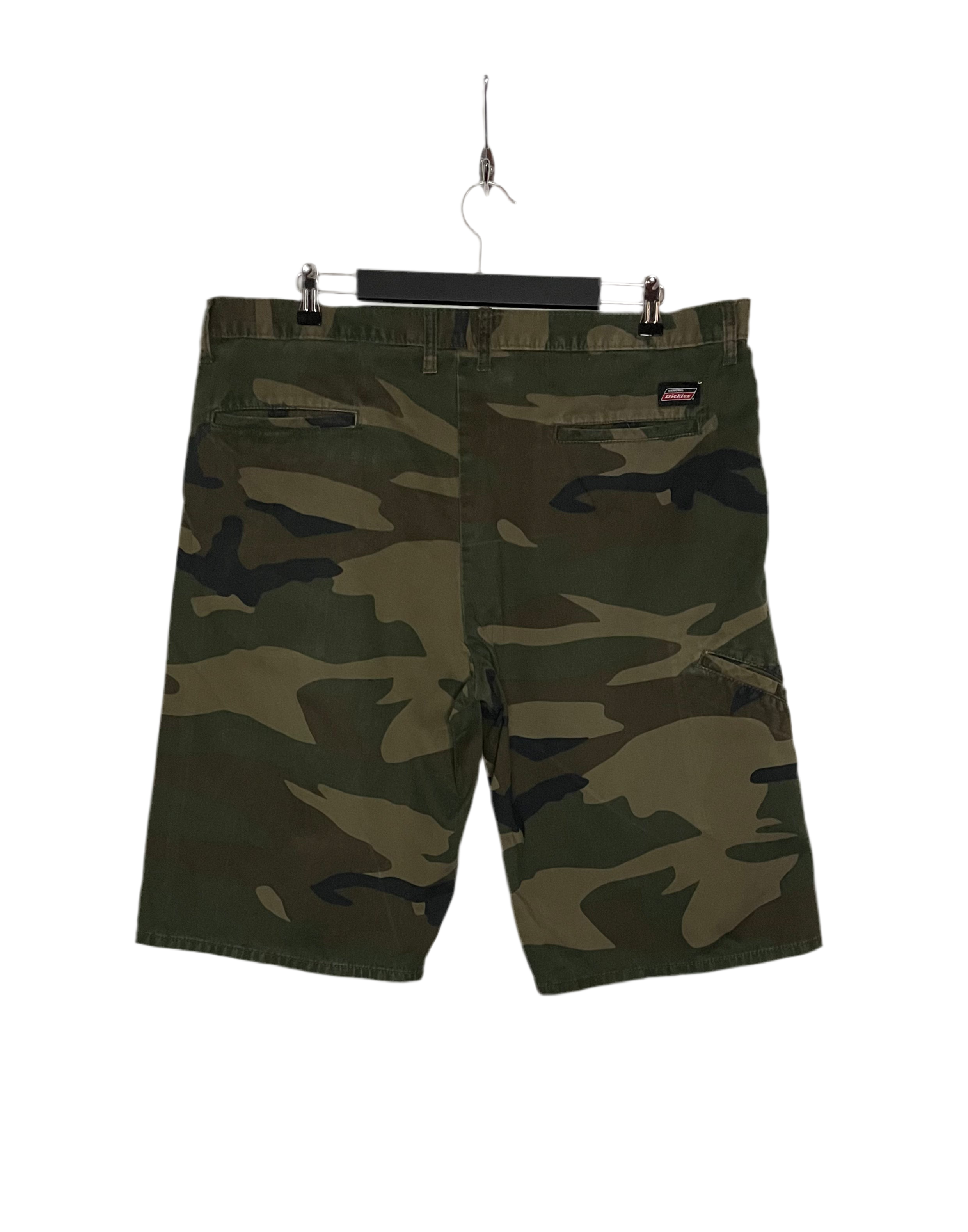 Dickies Vintage Military Shorts Camouflage Größe W38