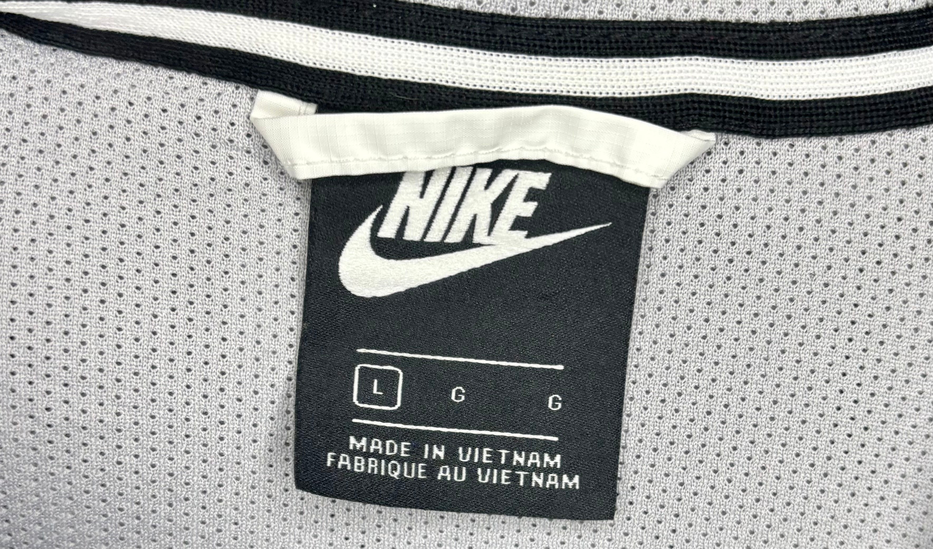 Nike Windrunner Trainingsjacke Grau/Schwarz/Weiß Größe L