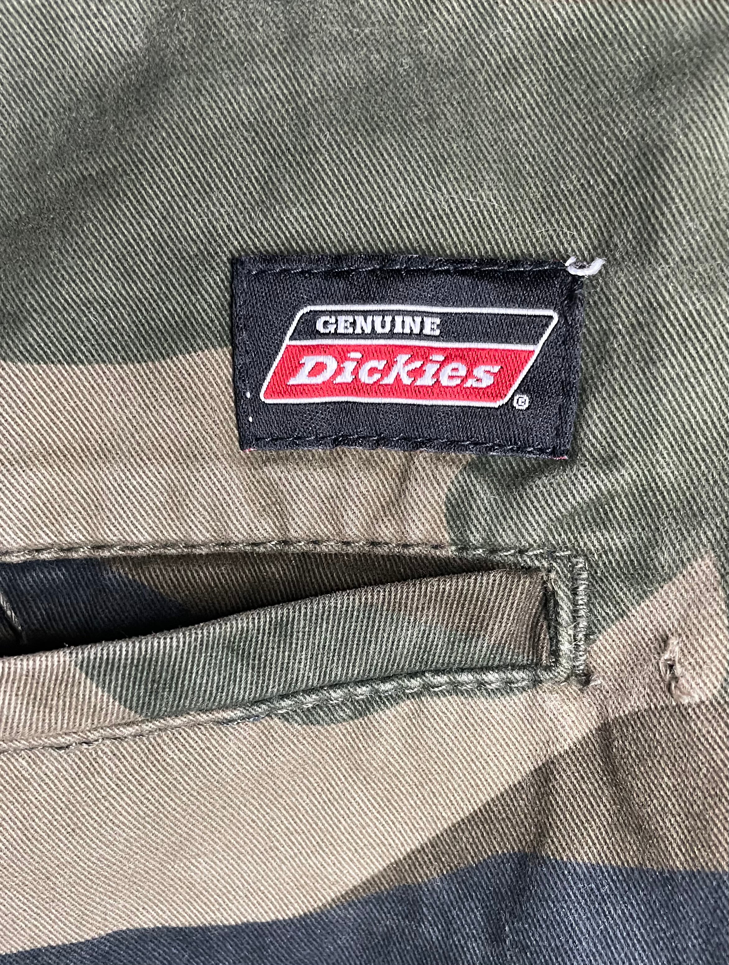 Dickies Vintage Military Shorts Camouflage Größe W38