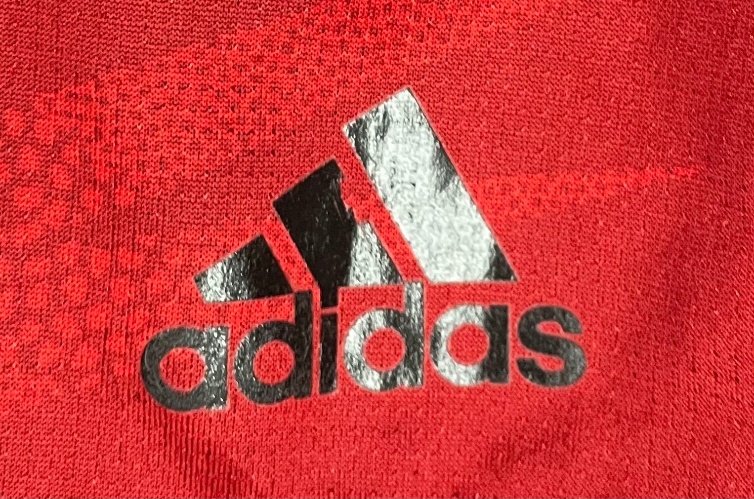 Adidas Vintage Basketballshorts Rot/Schwarz Größe L
