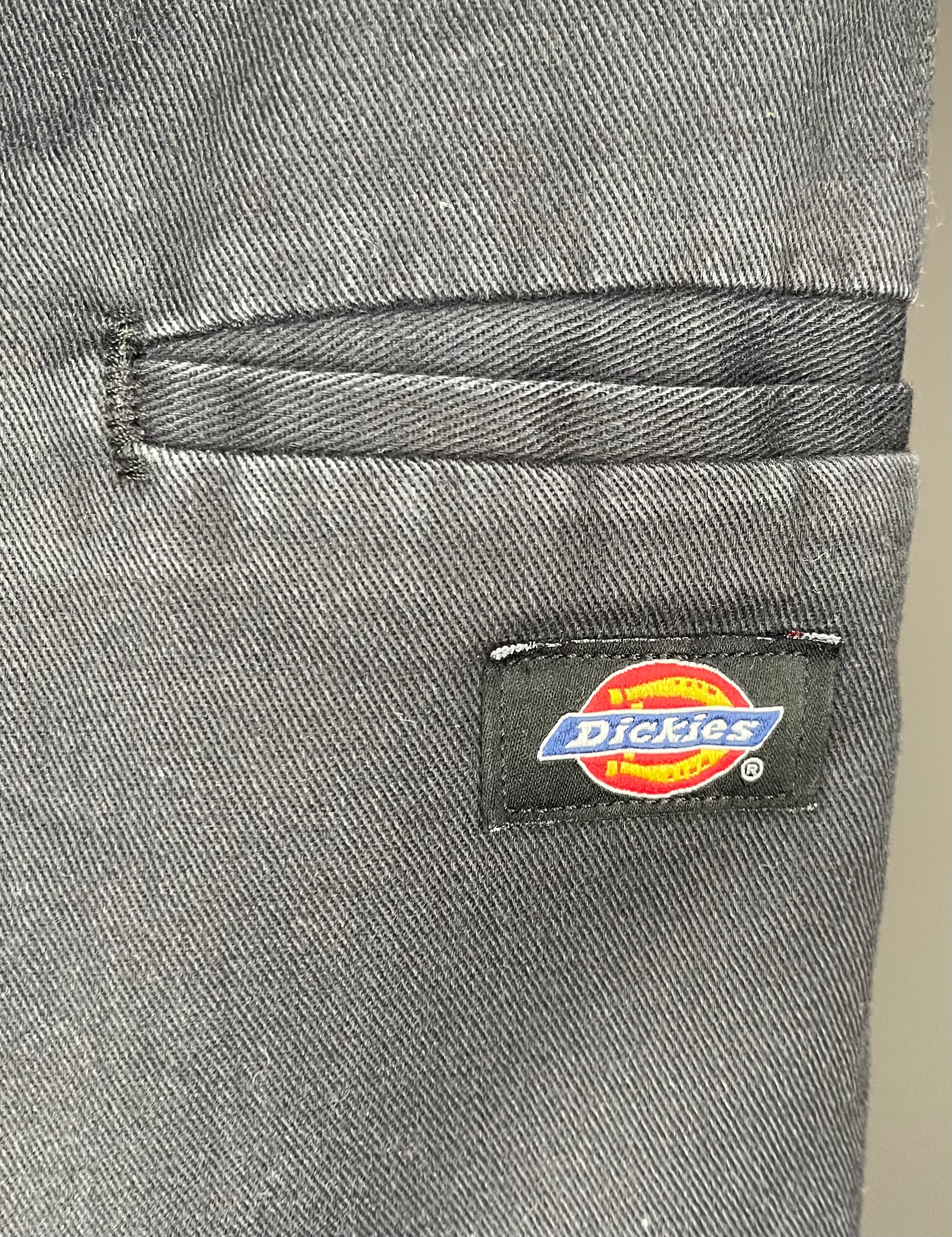Dickies Vintage Loose Fit Chinoshorts Schwarz Größe 36