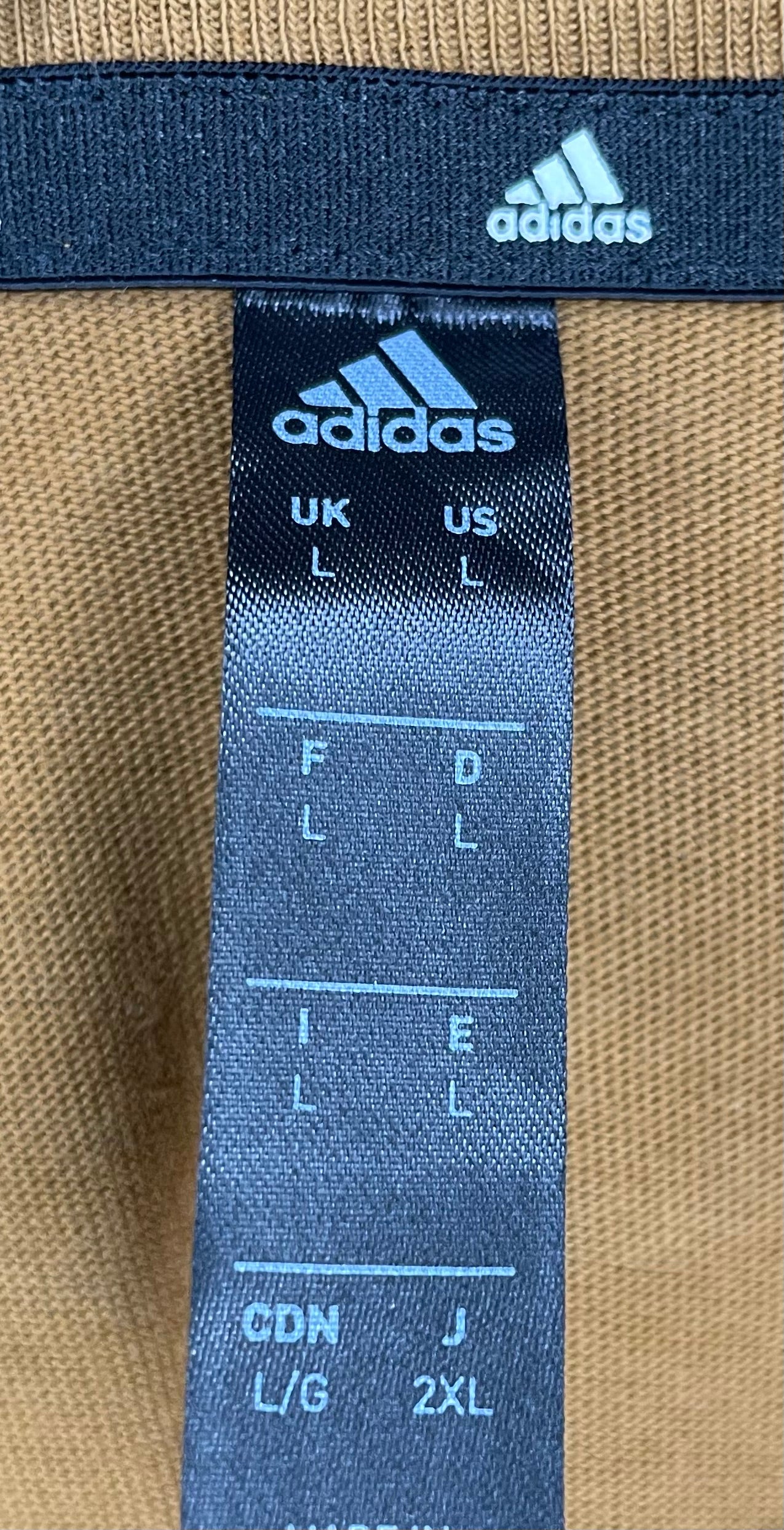 Adidas Oversize T-Shirt Gold/Schwarz Größe L