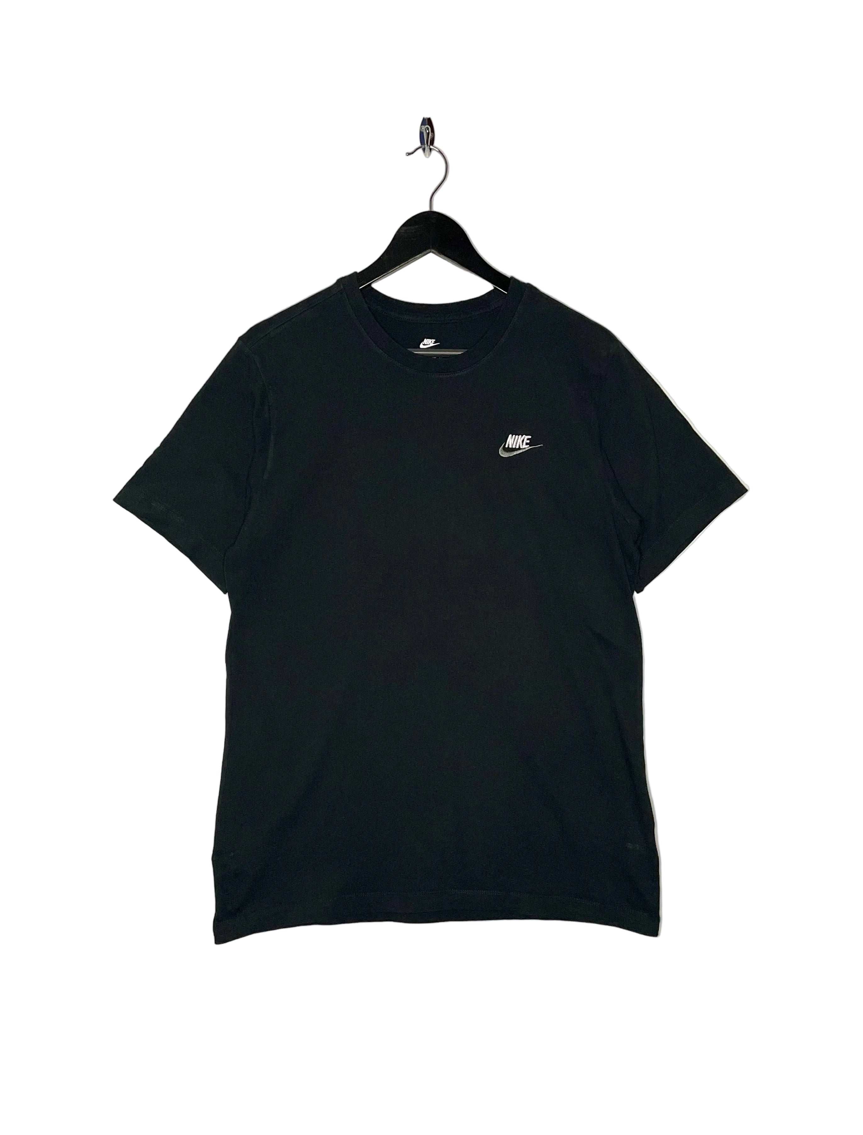 Nike T-Shirt Schwarz Bestickt Größe M