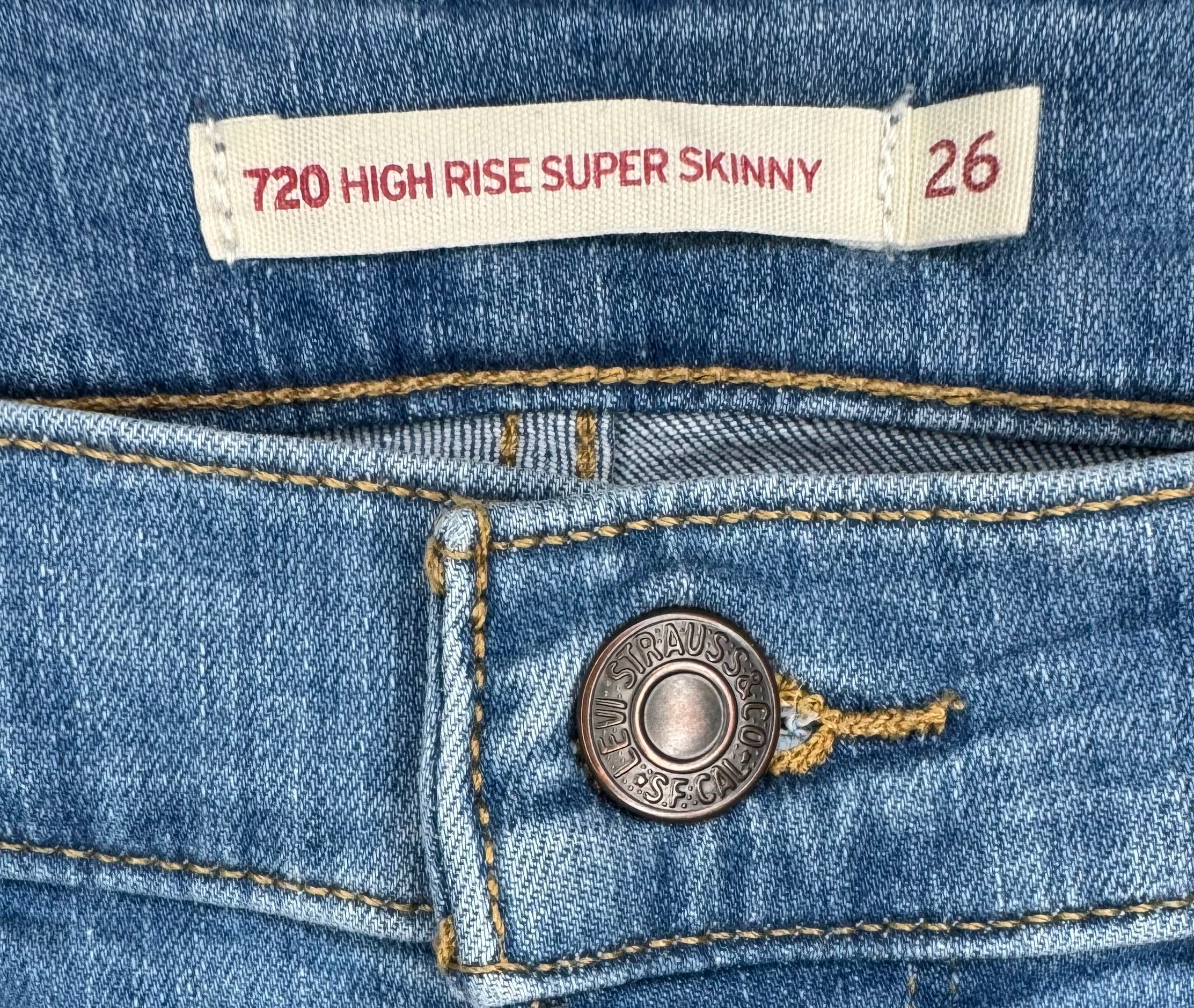 Levi`s Jeans 720 High Rise Super Skinny Hellblau Größe W26 L30 Damen