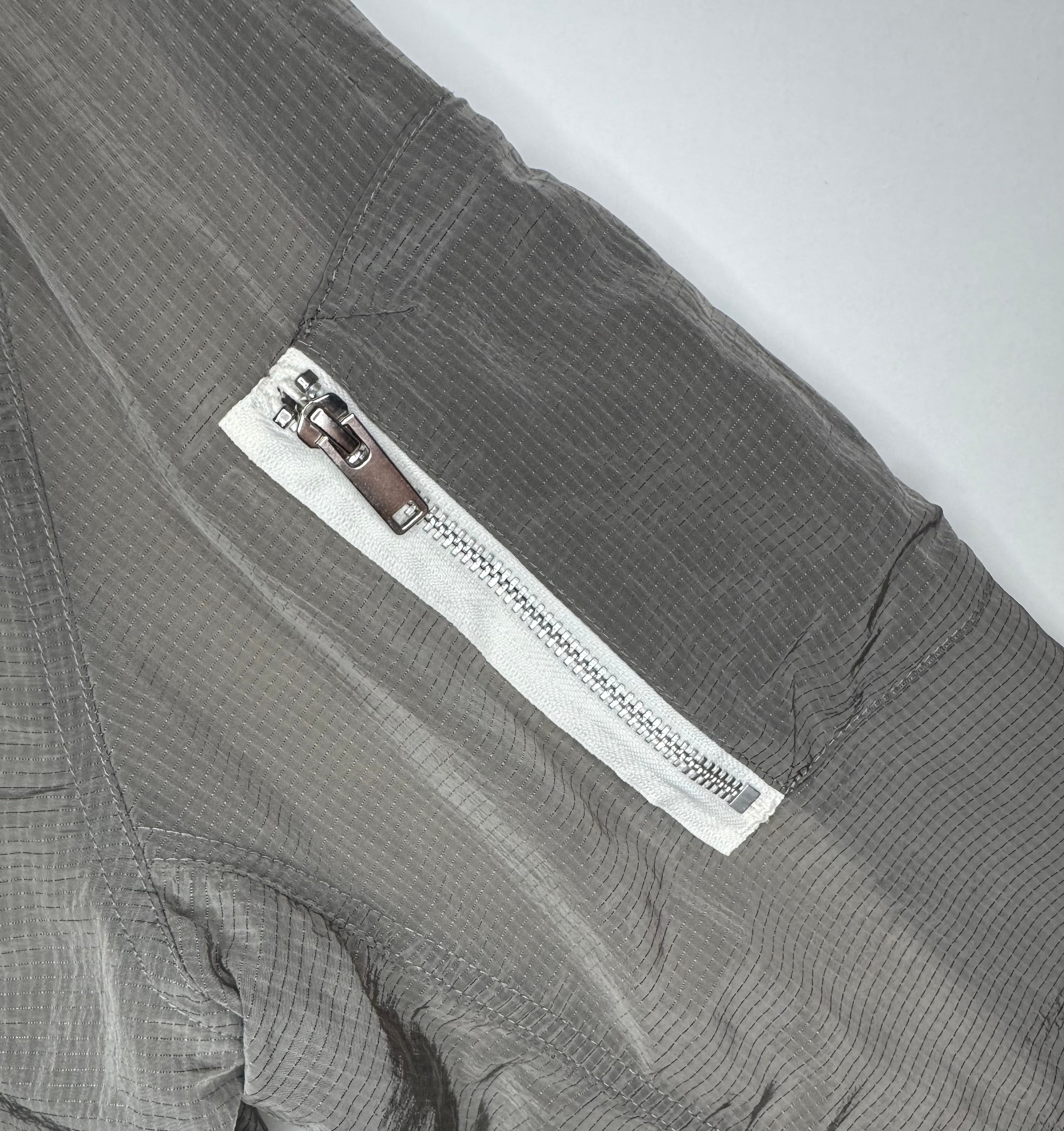 Nike Vintage Bomberjacke Grau/Off-White Größe M