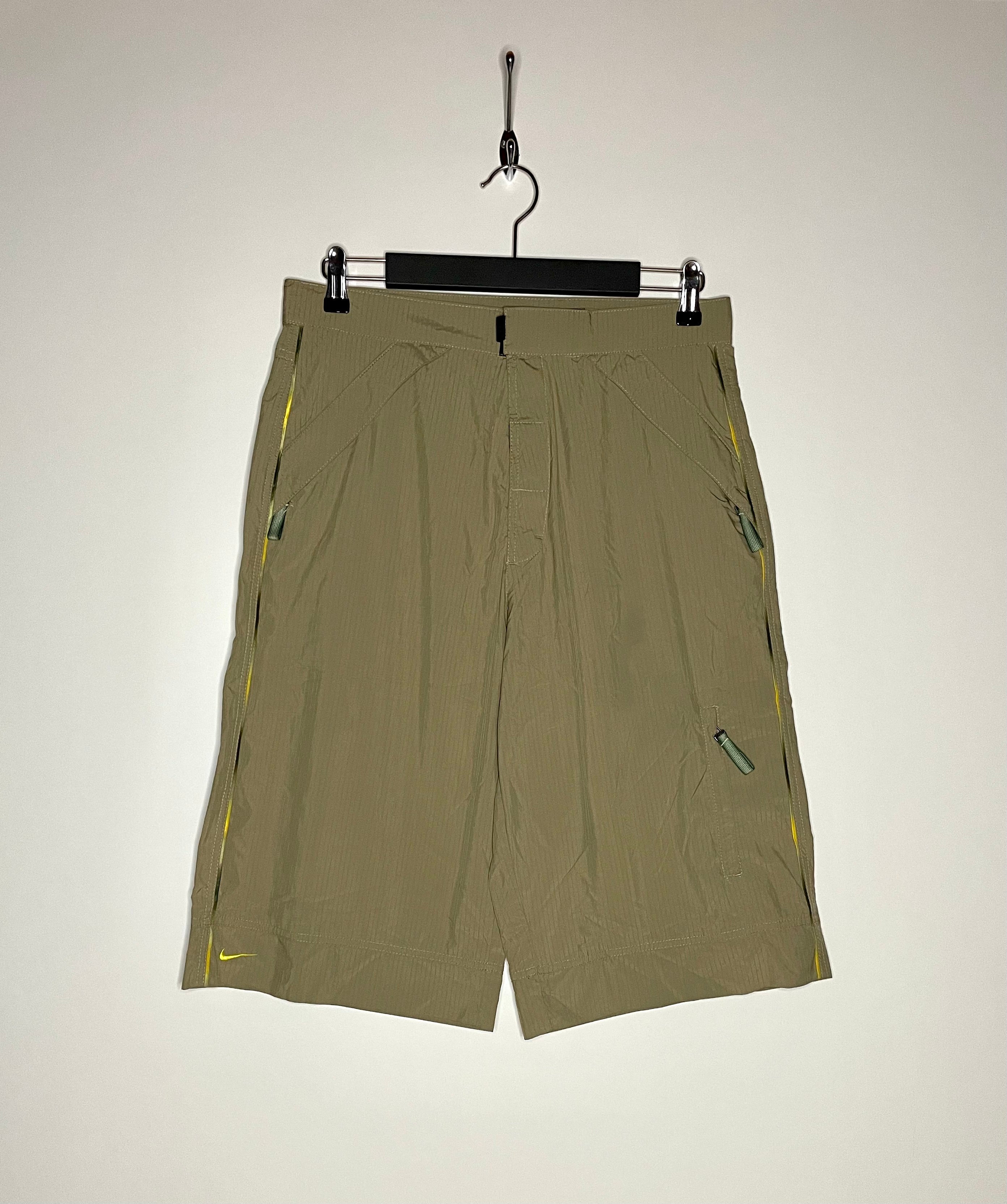 Nike Vintage Outdoor Shorts Braun Größe M