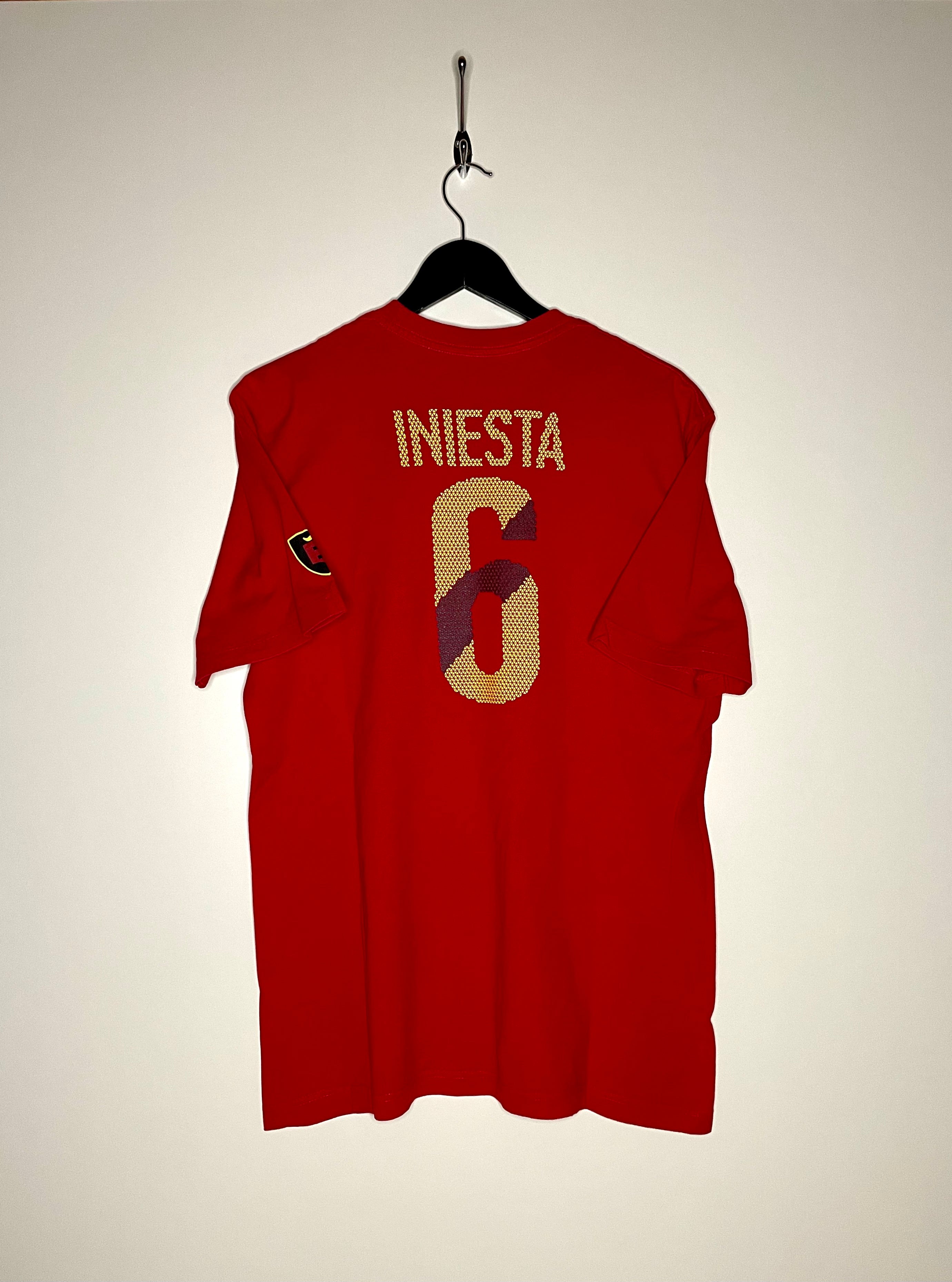 Nike T-Shirt Spanien #6 Andres Iniesta Rot Größe L
