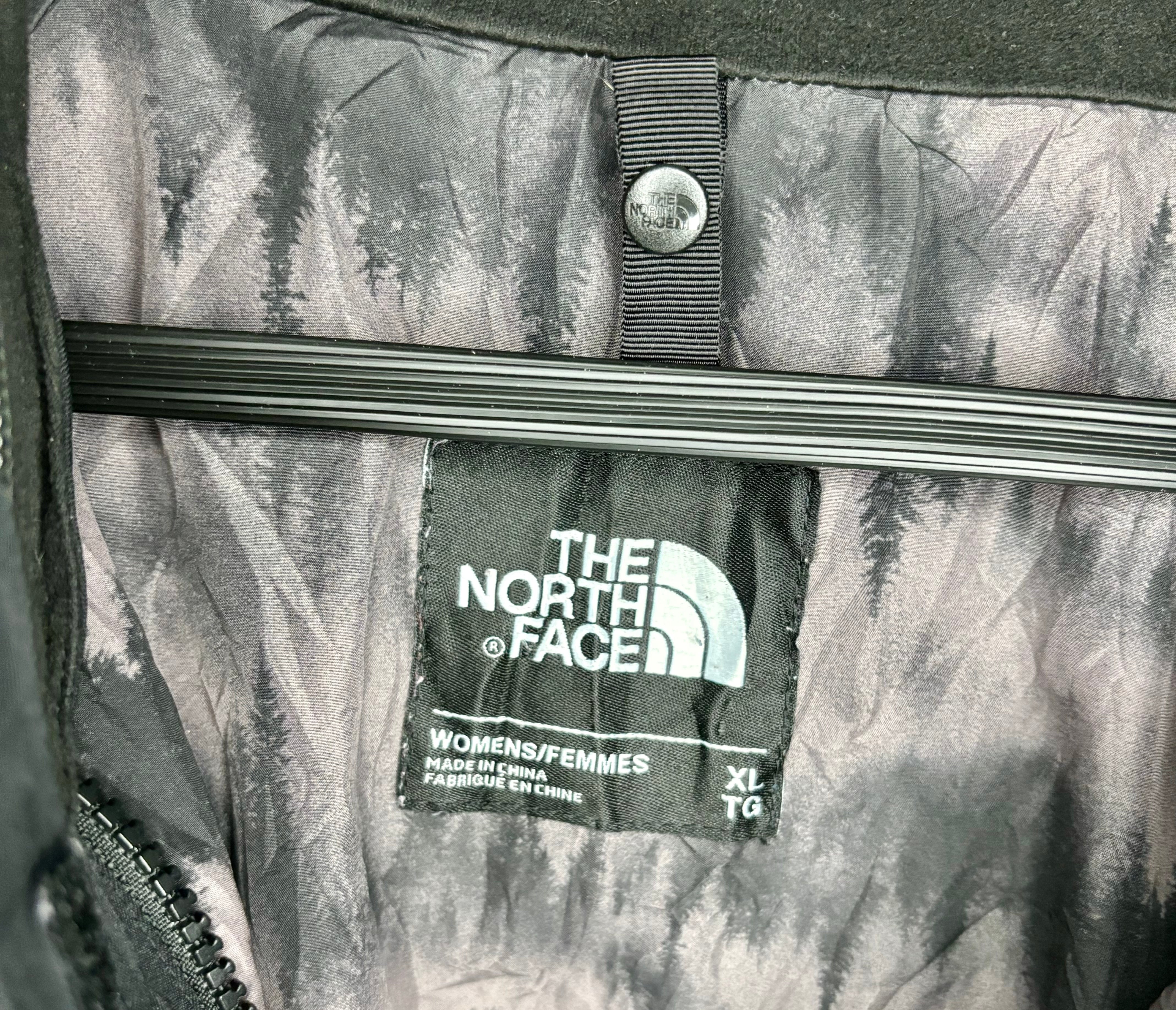 The North Face Damen HyVent Winterjacke Schwarz Größe XL