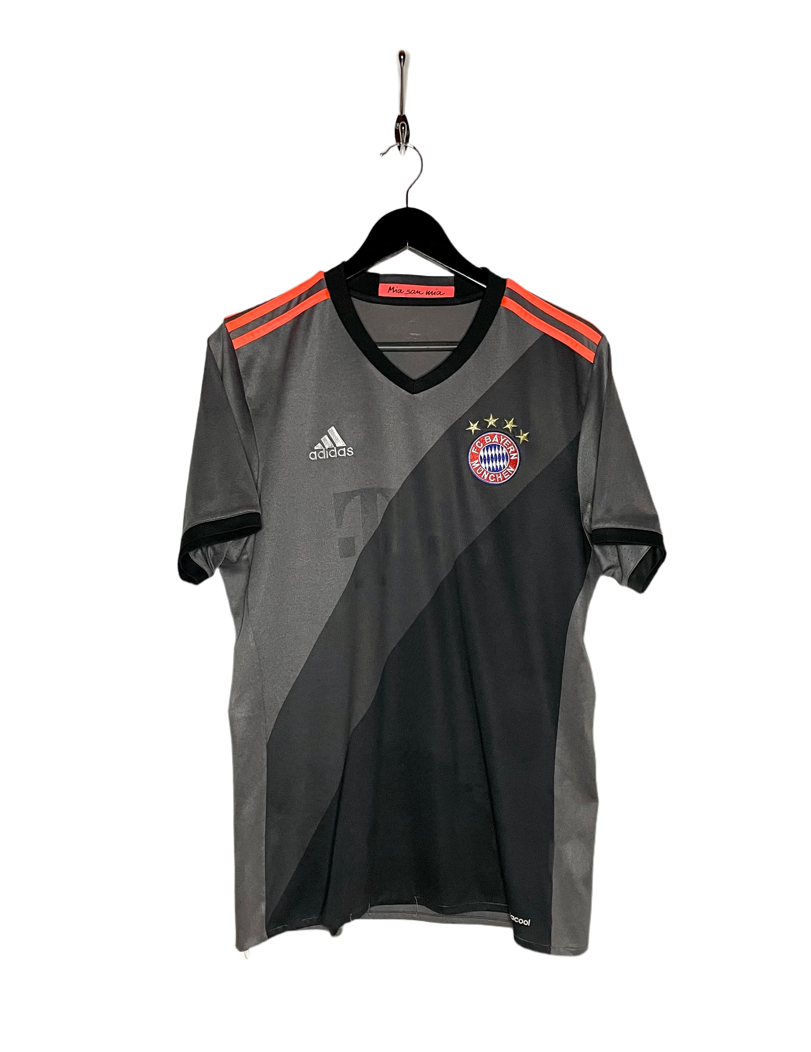 Adidas FC Bayern Away Jersey 2016/17 Size M 