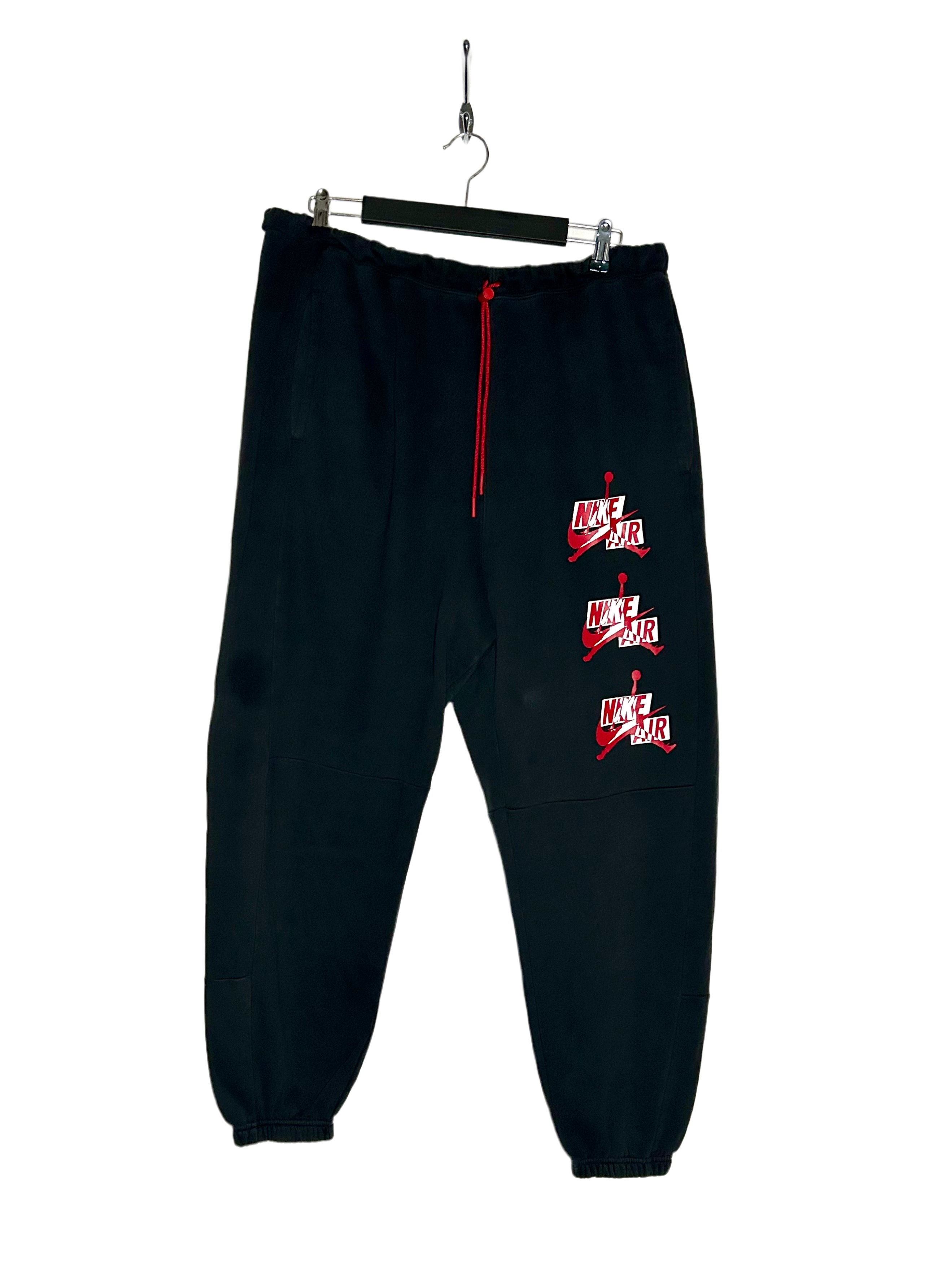 Air Jordan jogging pants