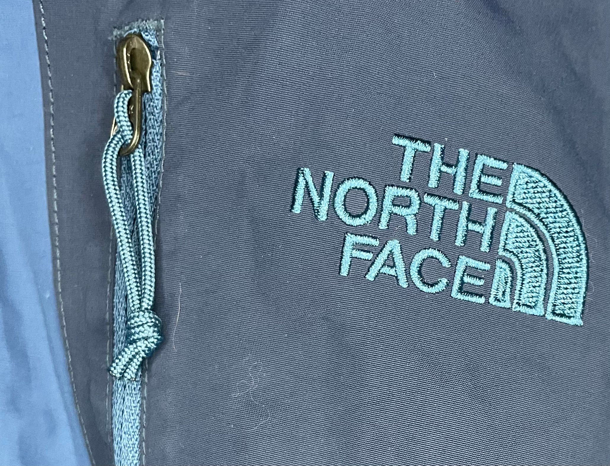 The North Face ski jacket blue size XL