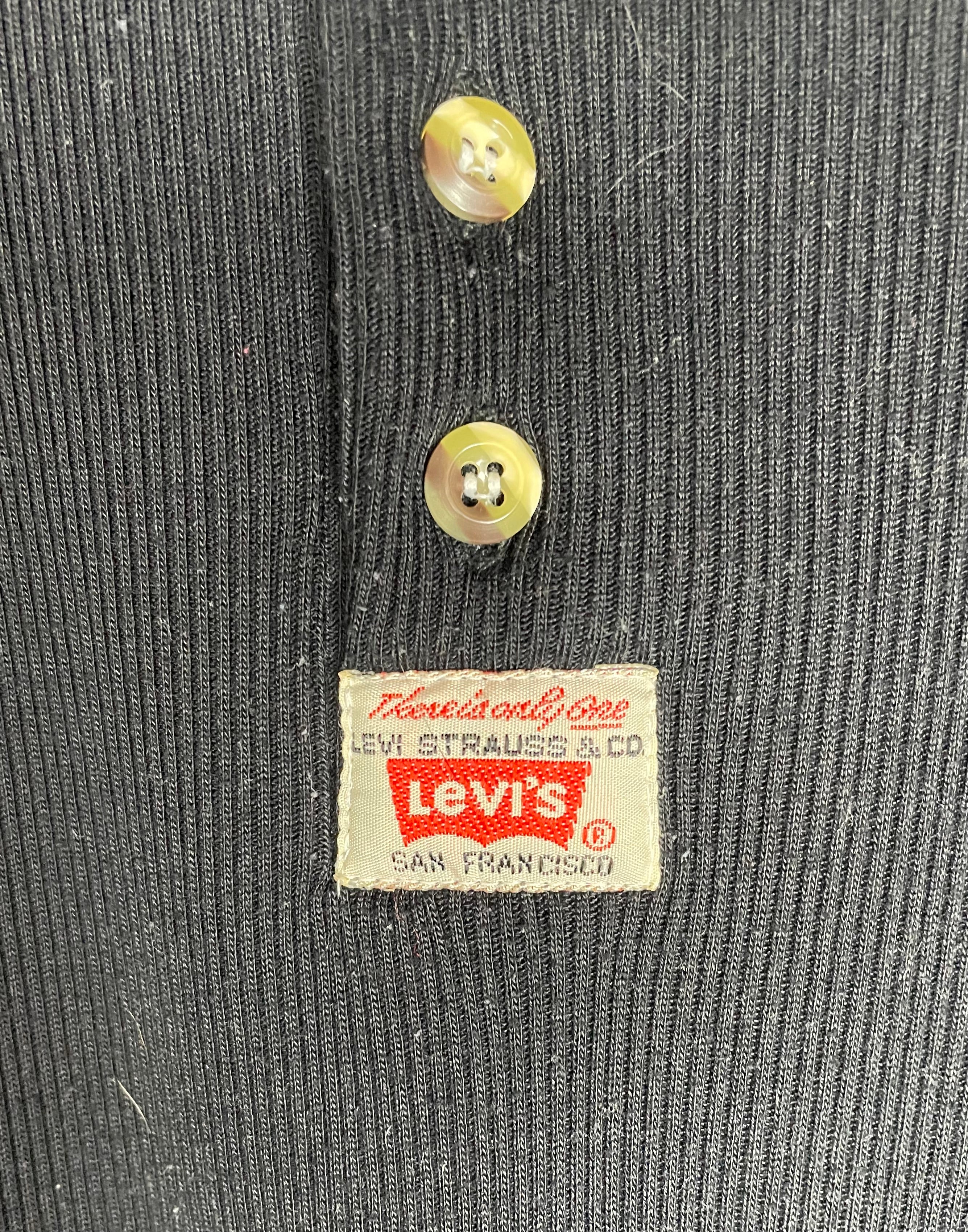 Levi`s T-Shirt gerippt Schwarz Größe S