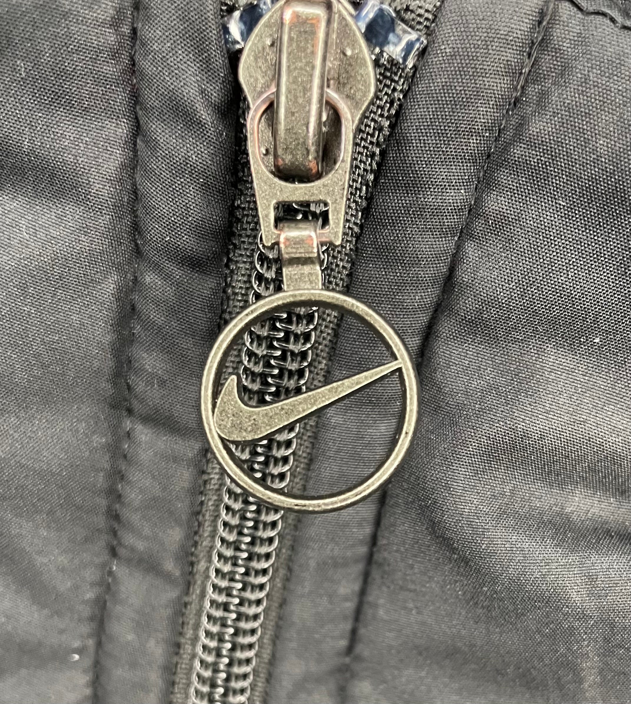 Nike Vintage Winterjacke Schwarz Größe L Kinder