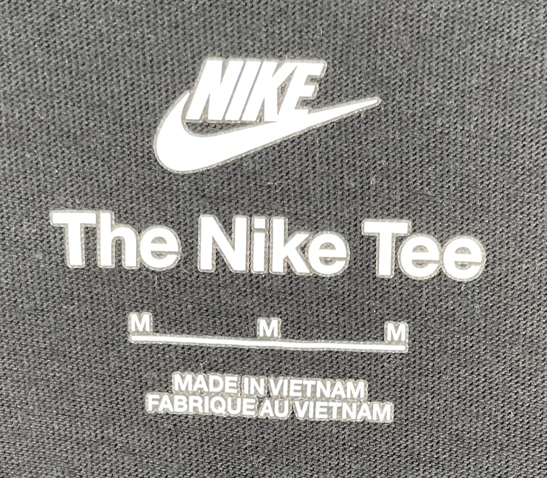 Nike T-Shirt Schwarz Bestickt Größe M