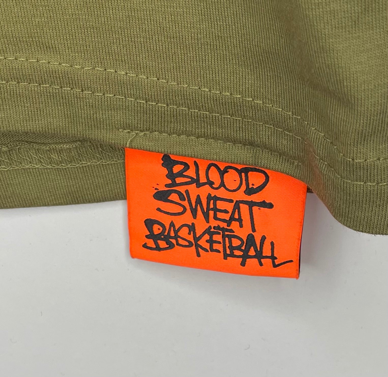 Nike T-Shirt Blood Sweat Baskatball Khaki Größe XXL