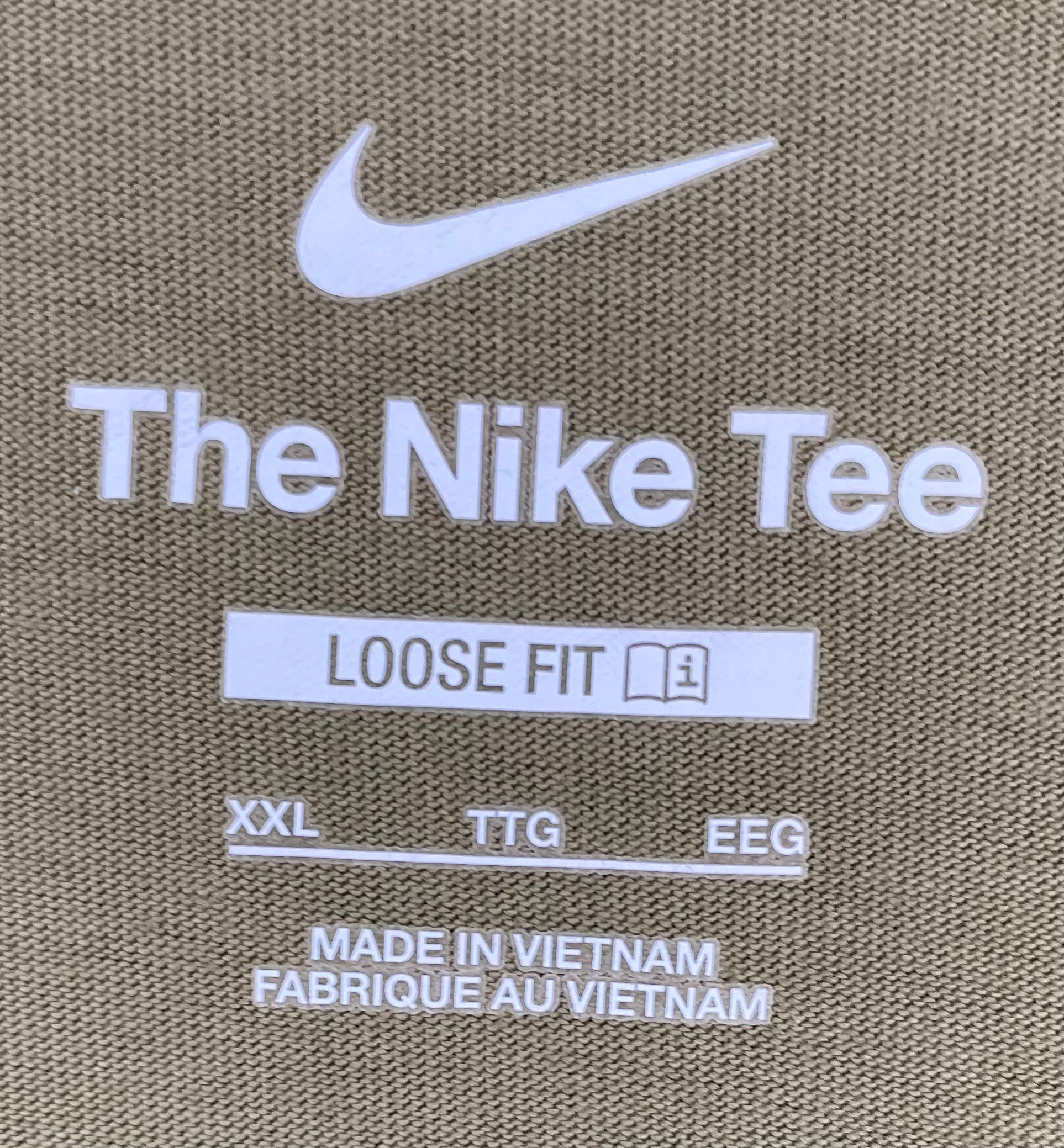 Nike T-Shirt Blood Sweat Baskatball Khaki Größe XXL