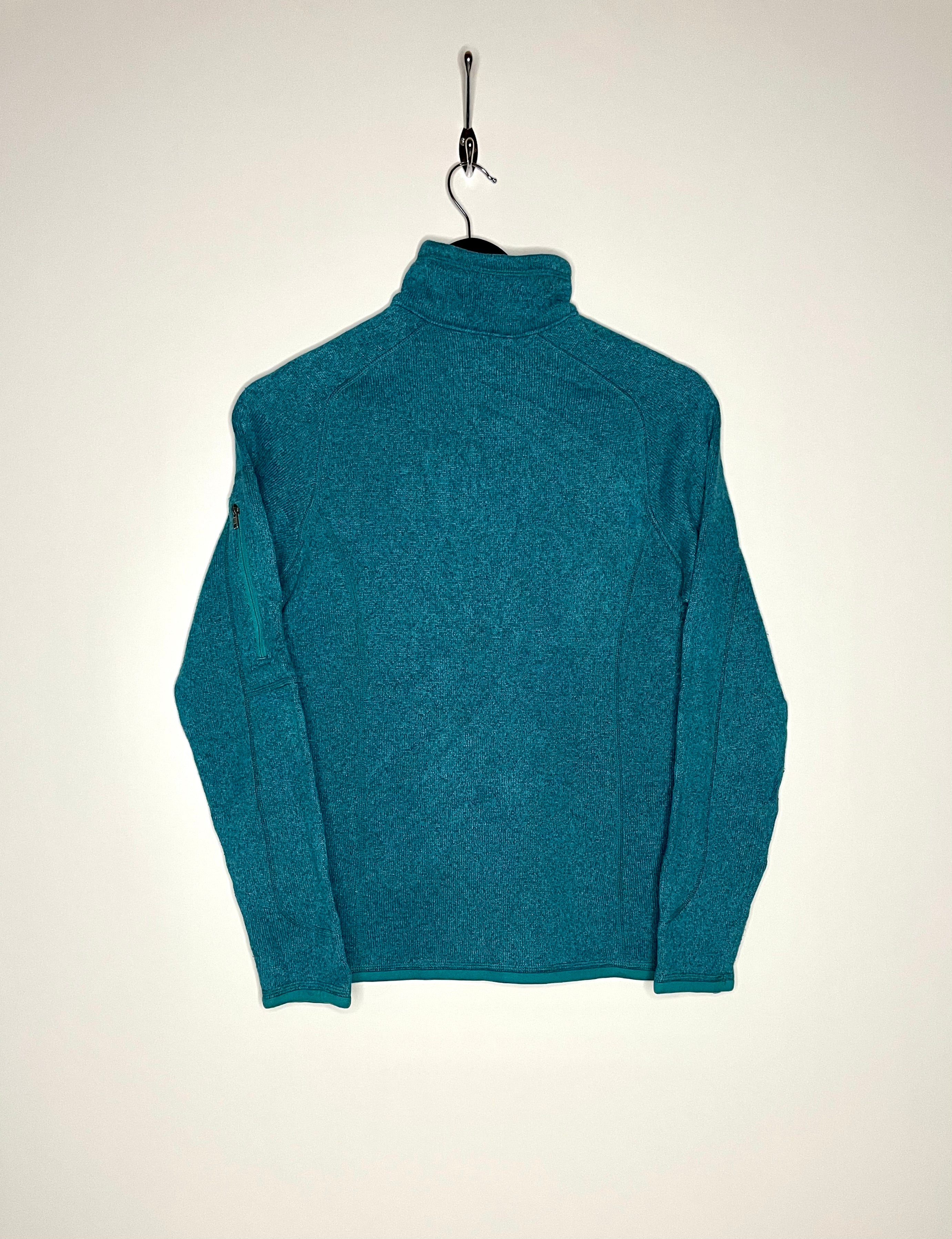 Turquoise sale patagonia pullover